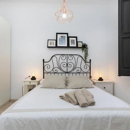 בדלונה Casa Canyet Con Piscina A Un Paso De Barcelona Y La Playa מראה חיצוני תמונה